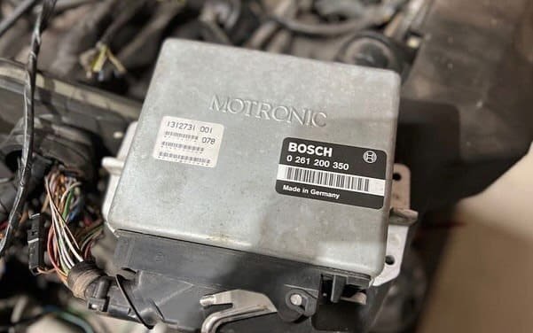 BMW E34 M5 S38 Engine